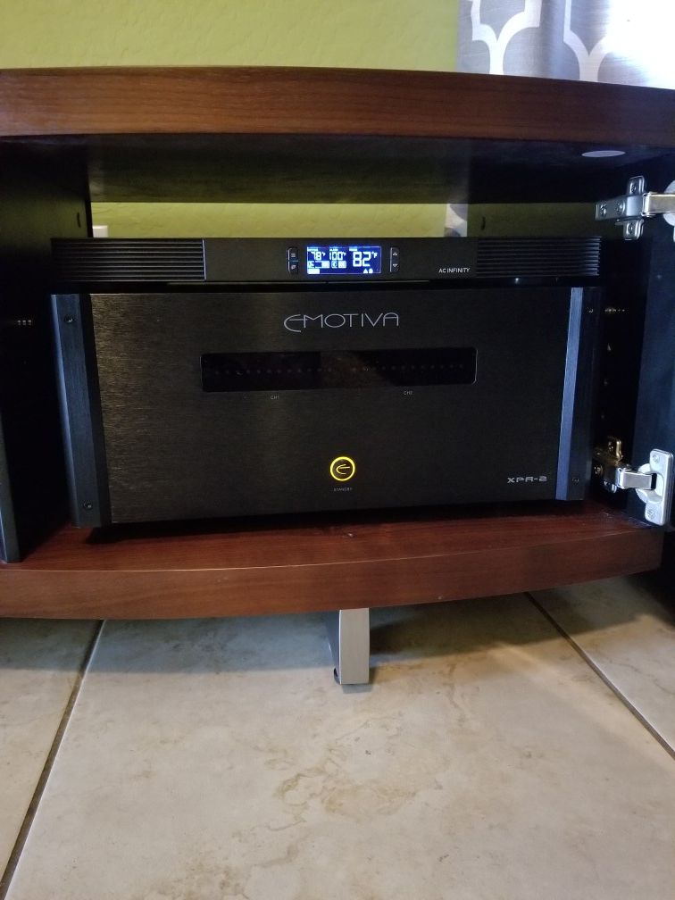 Emotiva XPA-2 Gen 2 ( Retail $1,300+ ) Bowers Wilkins, Marantz, Pioneer, Audiophile, Martin logan, klipsch,McIntosh, definitive technology