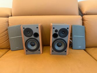 Edifier Bookshelf Speakers Pair