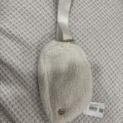 Lululemon Crossbody 