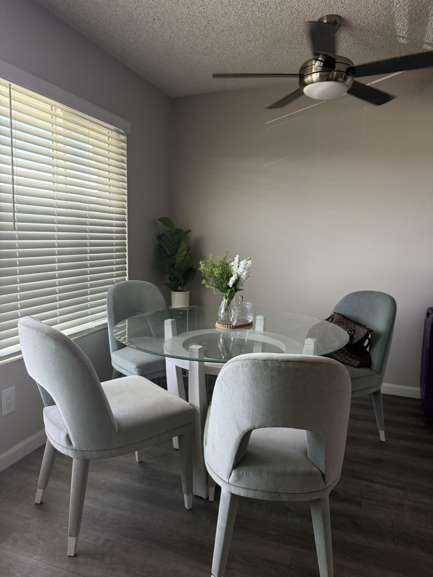 Table with chairs!!!,New Products : American Fashion Style Bags On Sale