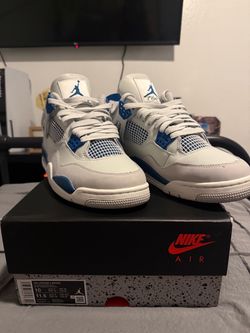 Air Jordan 4 Retro Military Blue Size 10