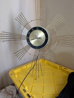 MCM Atomic Robert Shaw 8 Day LUX Sunburst Wall Clock Wind-Up 20 Inch VTG Rare !