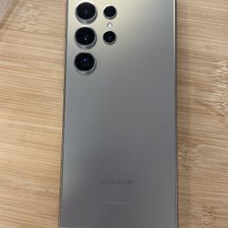 Galaxy S24 Ultra Fully Unlocked 