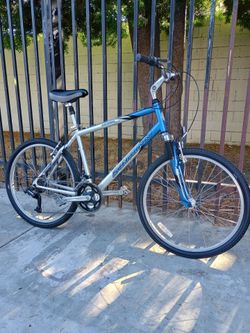 Large Schwinn Sierra Sport Mountain Bike