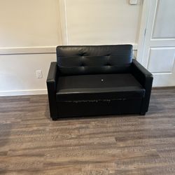 FREE - Sofa / Sofa Bed (Twin)