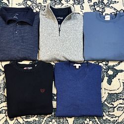 Lot of 5 Men’s Size Small Long Sleeve Sweaters and Sweatshirts