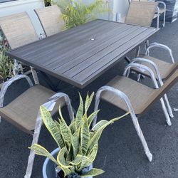 Brand New Patio Table Set 9 Pcs