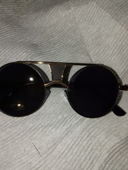 Seriously Inquiring.  Gold N Black Sunglasses 😎