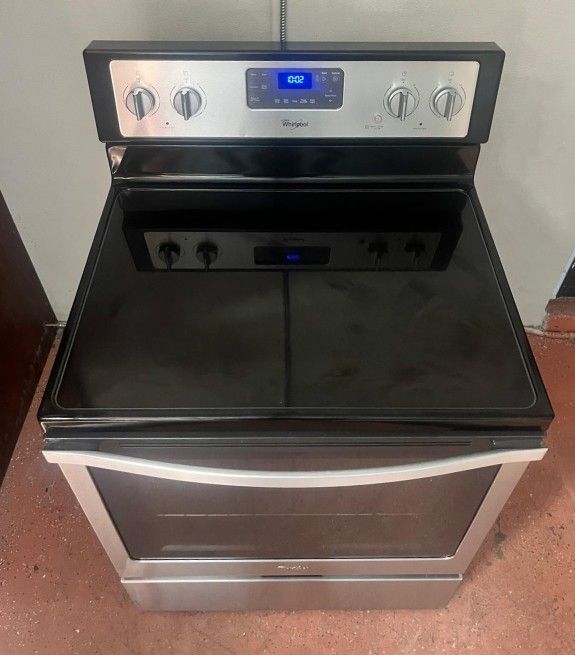 ✨️🚨🔆Whirlpool🔆🚨✨️ S-Steel Glass Top Stove in Great Condition