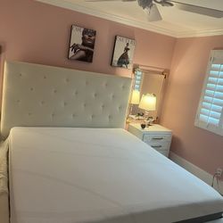Tempurpedic CA KING MATTRESS 