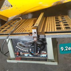Delta Table Saw In Good Condition