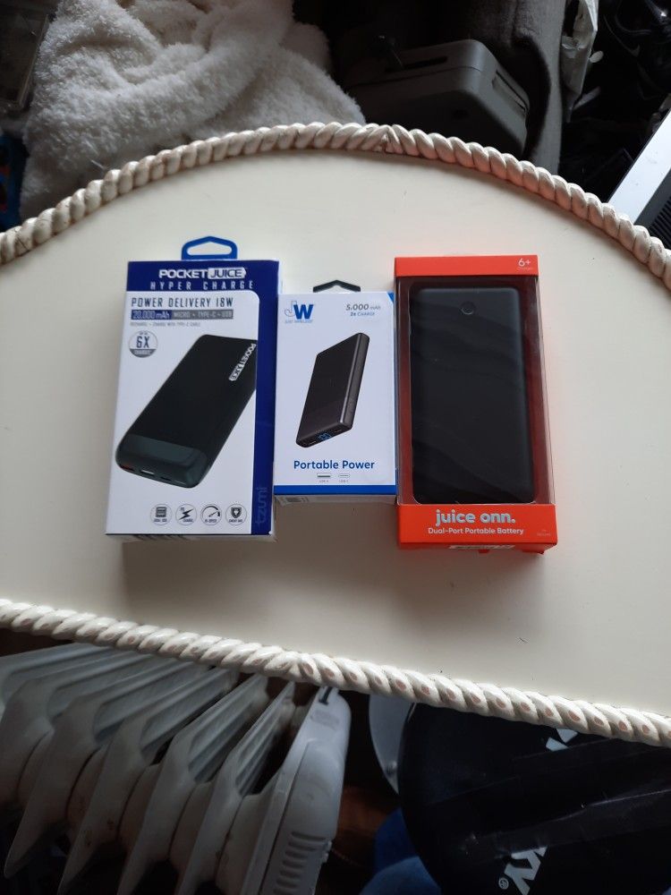 Pocket Juice/Just Wireless/Onn Portable Power Banks