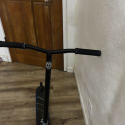 Fusion Scooter, It’s Dialed Works Perfectly And  Rides Smoothly Also Has A Lot Of Scratches