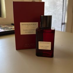 Banana Republic Dark Cherry And Amber