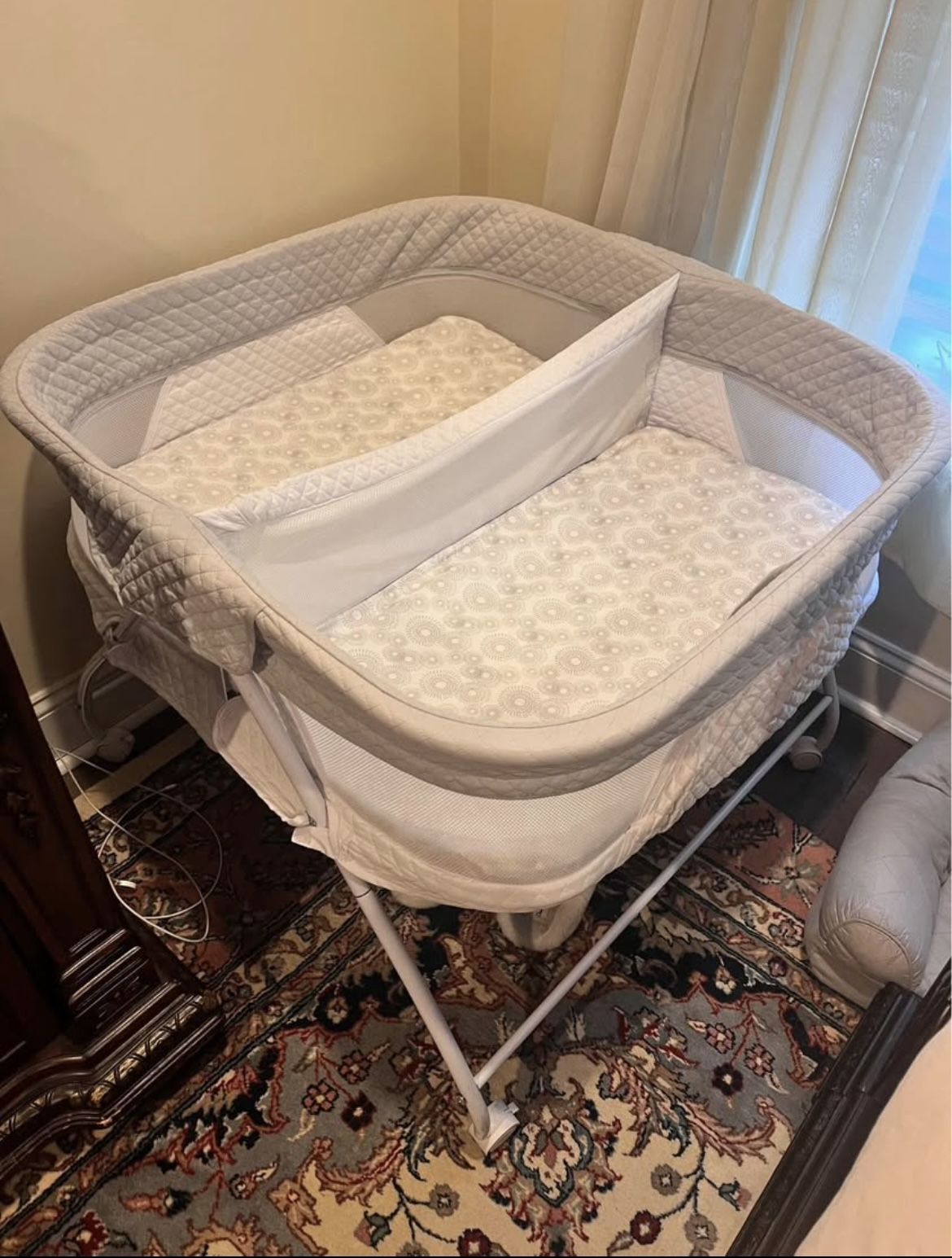 Halo Twin bassinet