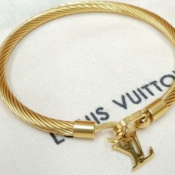 bracelet with gift box 