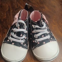 Brand New Baby Shoes With Pink Bows/ Polka-dots