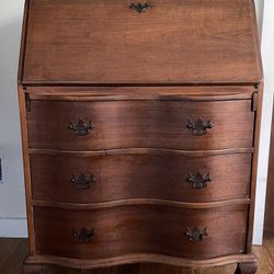 Vintage Drop Leaf Secretary with Claw Feet 29.5”w x 15”d x 40”h