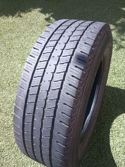 Lt275/65R18 Kumho Crugen HT51