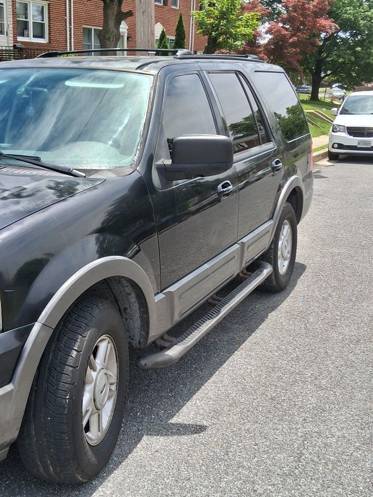 2004 Ford Expedition