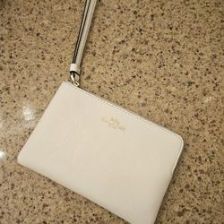 New COACH Wallet 