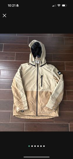 NEW WITH TAG QUIKSILVER SNOW JACKET 