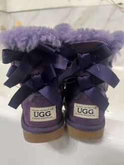 Toddler Bailey Bow Uggs 5/6