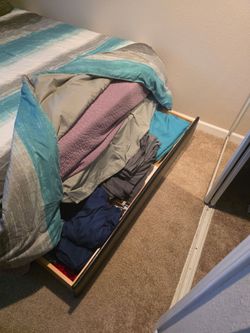 Queen bed with mattress