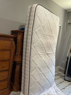 TWIN XL MATTRESS