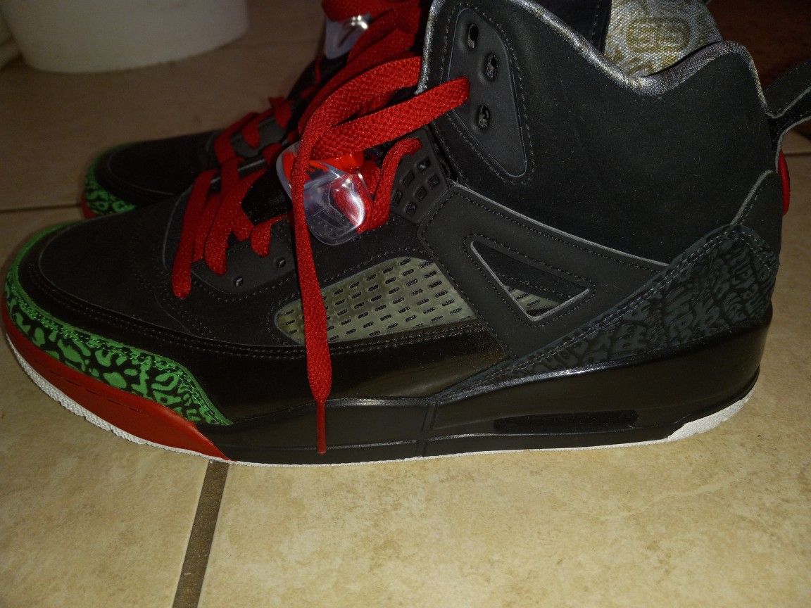 New Christmas Jordan Spizikes