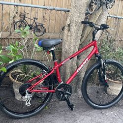26 GIANT SEDONA 3-7 SPEED  READY TO RIDE - TUNE UP DONE ✅
