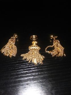 Monet Gold Tone Tassel Pendant / Matching Clip On Earrings