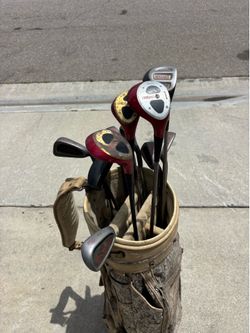 Ladies, Golf Clubs with bag right handed