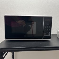 Small Microwave 