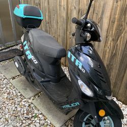 Moto Itálica 50cc 2024 Se Vende ( For Sale ) 