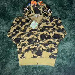 Camo Bape ZipUp Hoodie