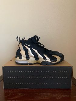 Nike Air DT Max '96 Deion Black Gold Colorado Home Men Size 9.5. Good Condition.