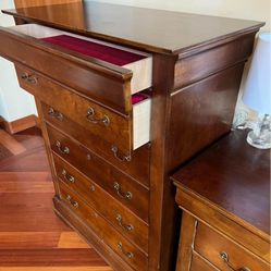 Elegant Wood, High Boy, Dresser, Obo