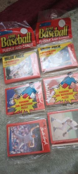 BASEBALL CARDS COLLECTIONS 1990 CARDS AND PUZZLES