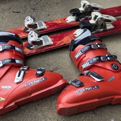 Powder Snow Skis Ski Boots sz 10.5 Bindings