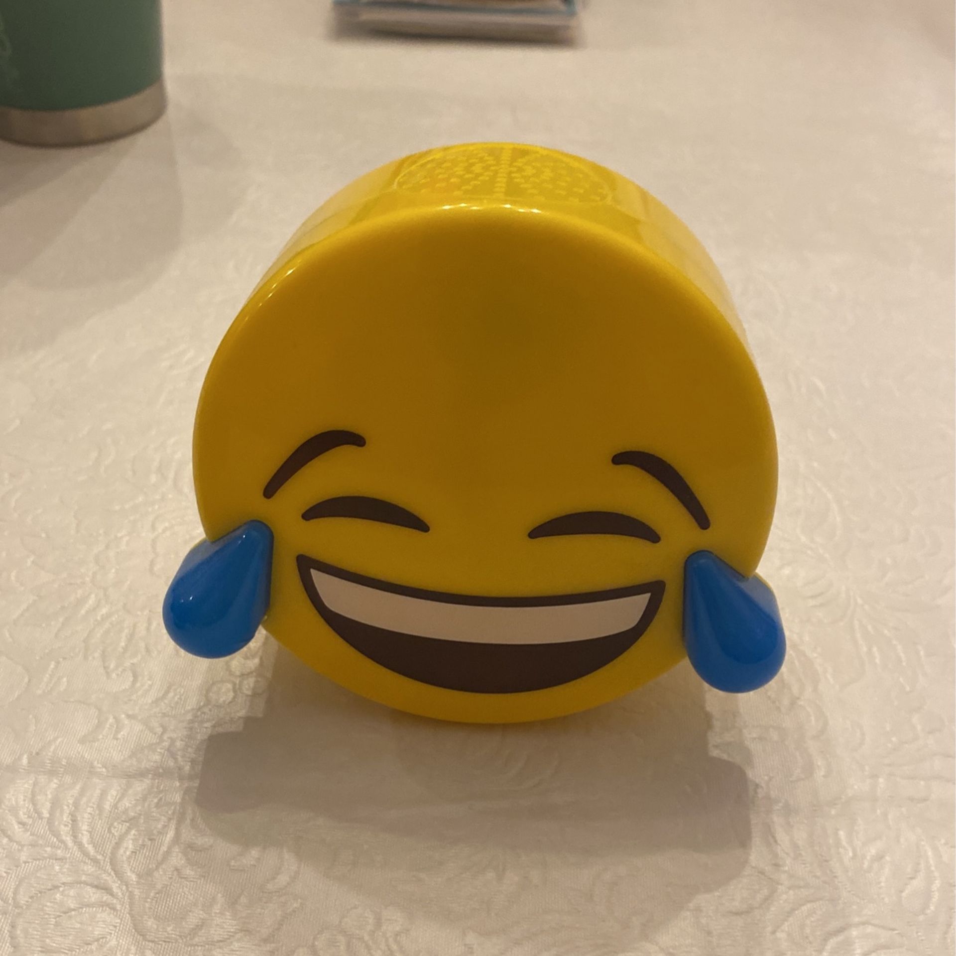 Emoji Speaker 