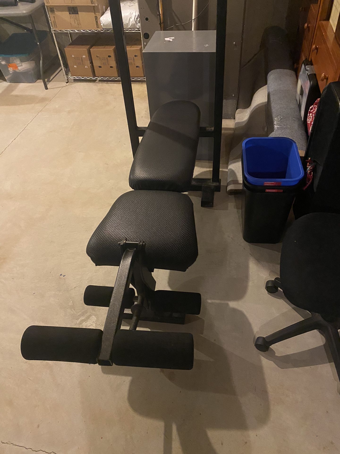 Weight Bench 