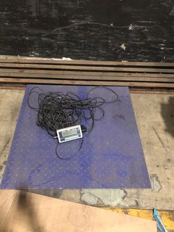 Industrial floor scale