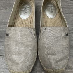 Cute Michael Kors Flat ShoesSize 6M-$30