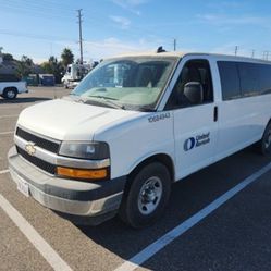 2017 Chevrolet 3500 / 4500