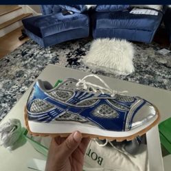 Blue Bottega Venetta 