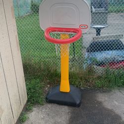 Little Tikes Basketball Hoop