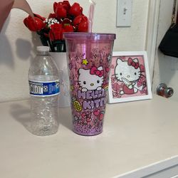 huge hello kitty cup 