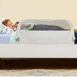 Munchkin Toddler Bed Rail, Fits Twin, Full and Queen Size Mattresses, Grey