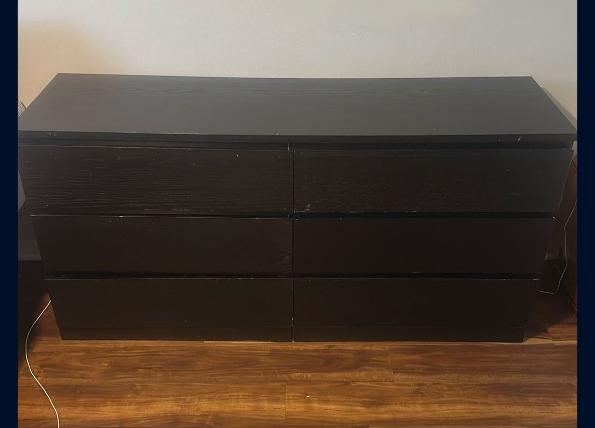 Black Dresser